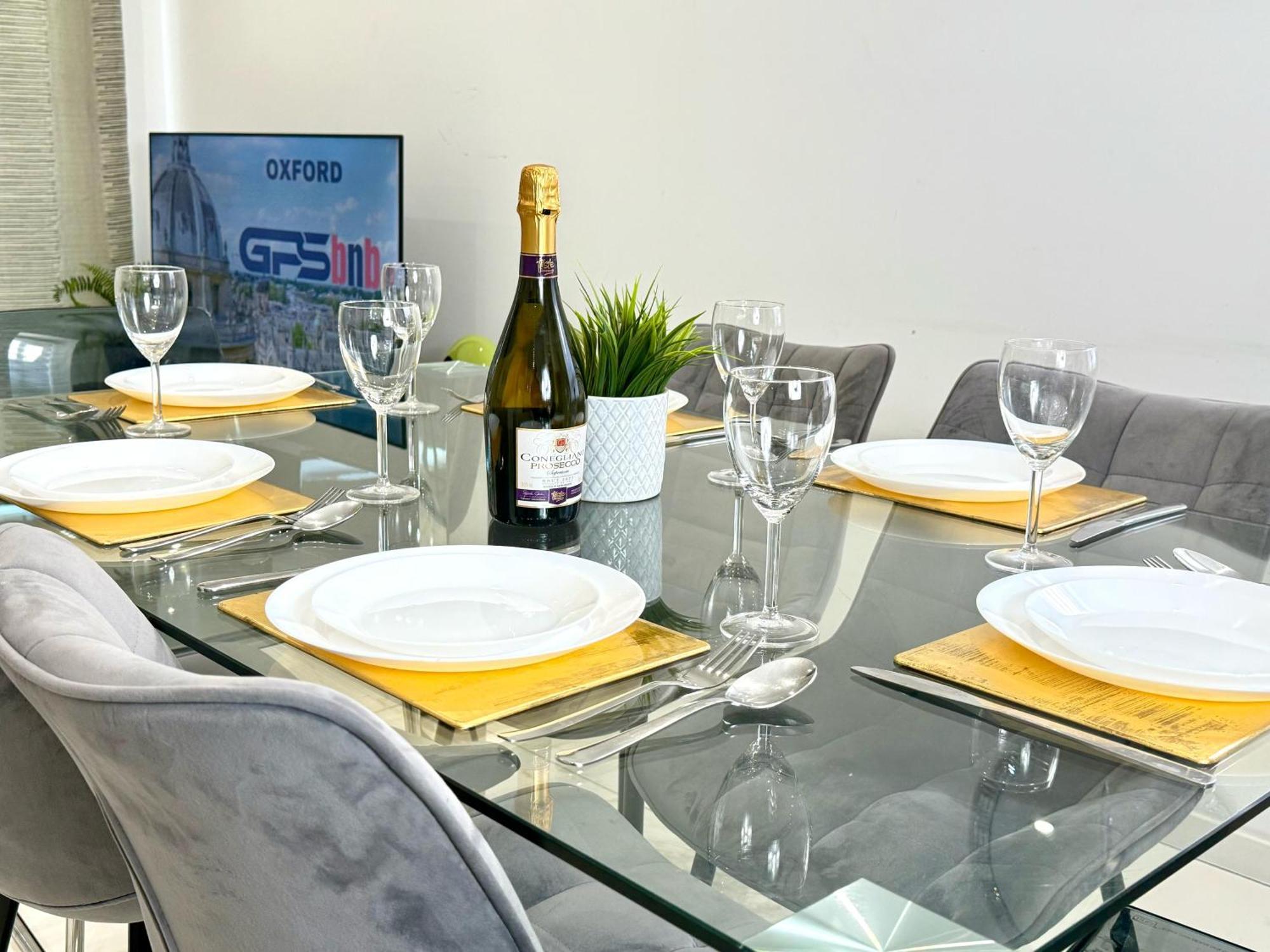 Panorama House, Luxury 2-Bedroom Apartment 2 คิดลิงตัน ภายนอก รูปภาพ