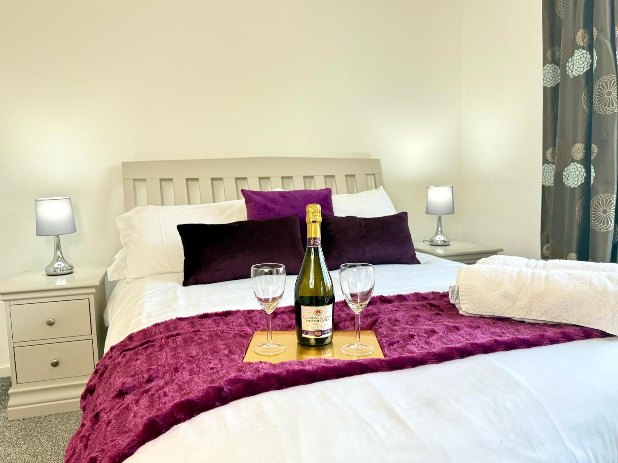 Panorama House, Luxury 2-Bedroom Apartment 2 คิดลิงตัน ภายนอก รูปภาพ