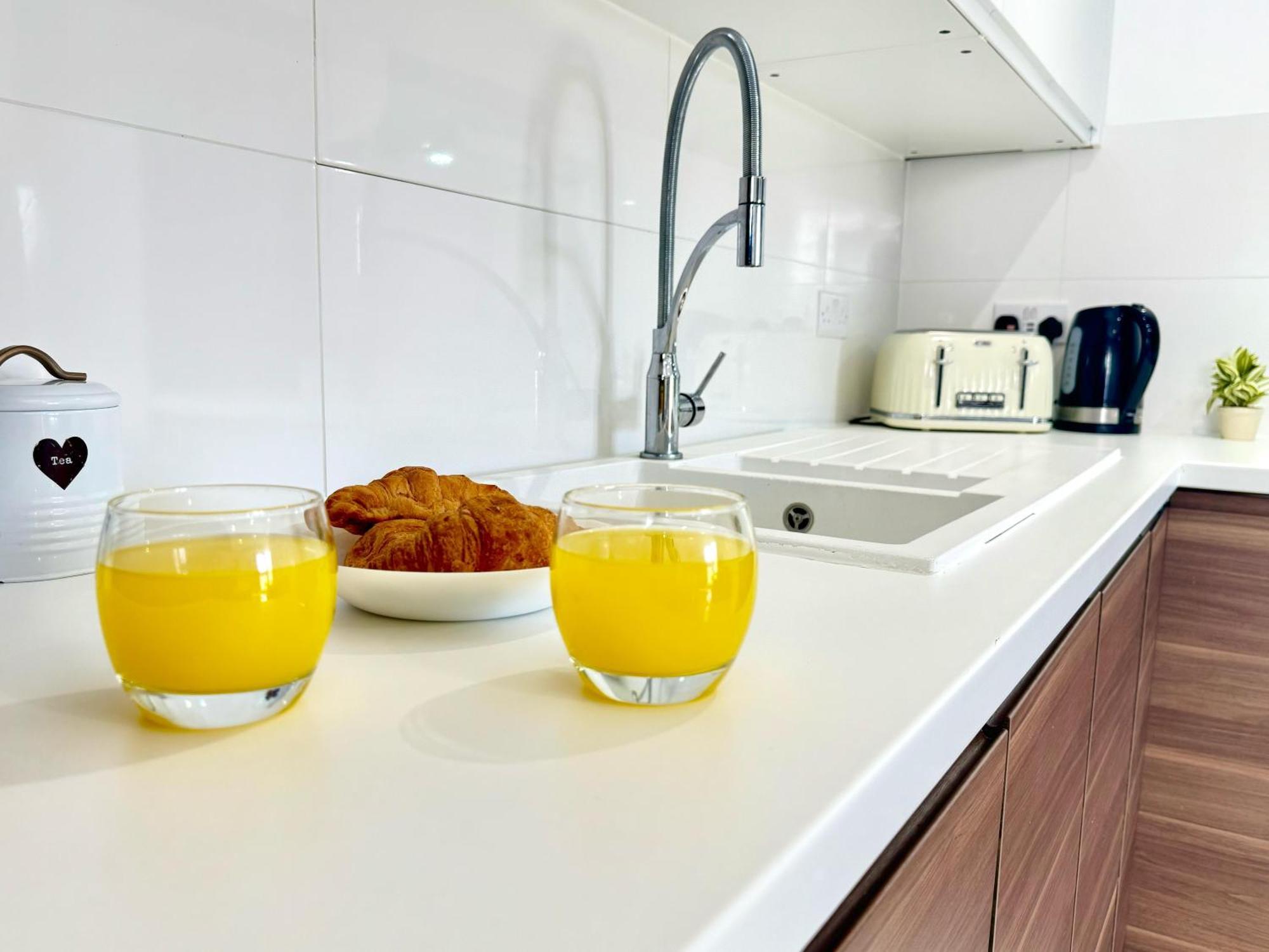 Panorama House, Luxury 2-Bedroom Apartment 2 คิดลิงตัน ภายนอก รูปภาพ