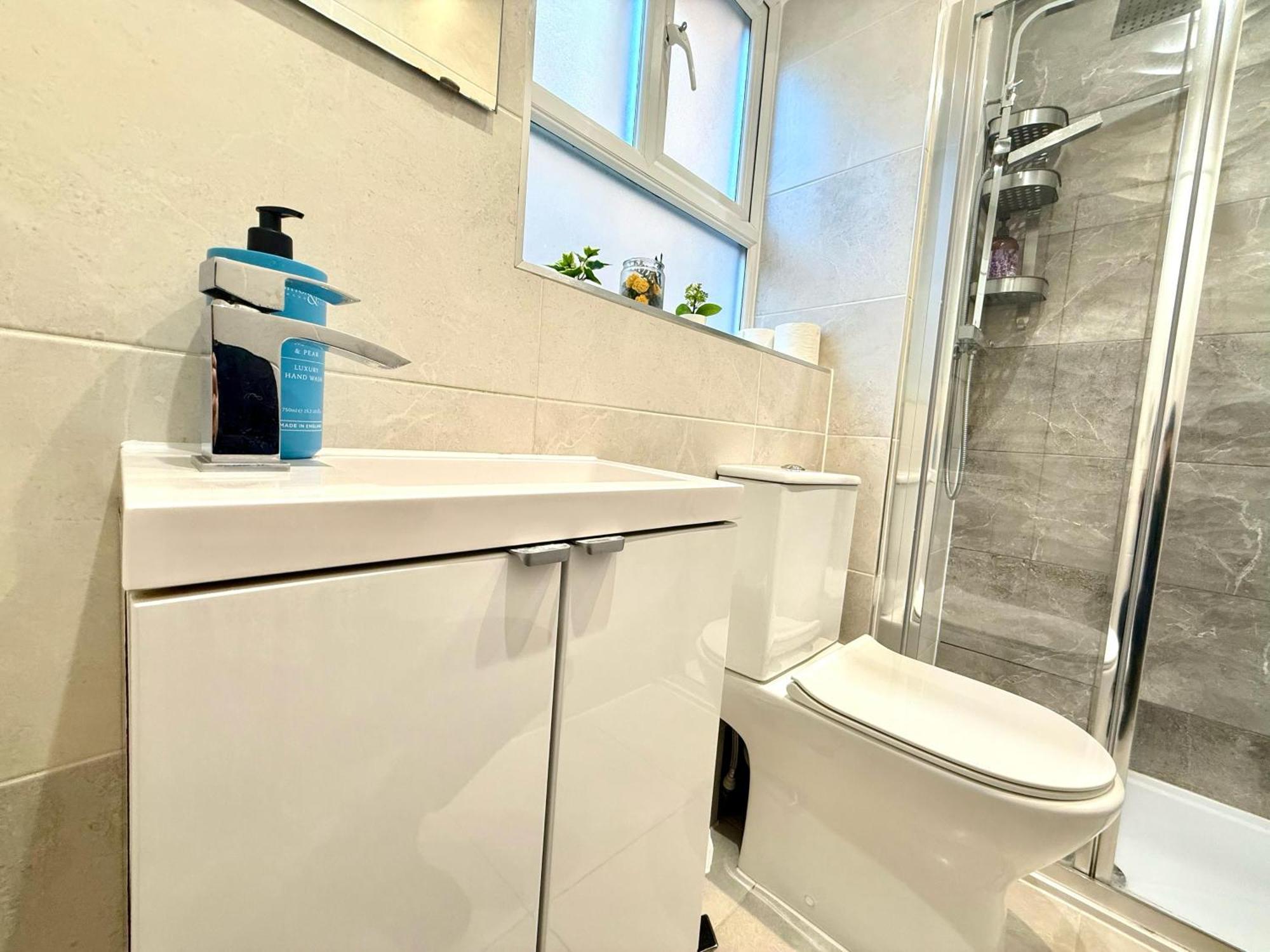 Panorama House, Luxury 2-Bedroom Apartment 2 คิดลิงตัน ภายนอก รูปภาพ
