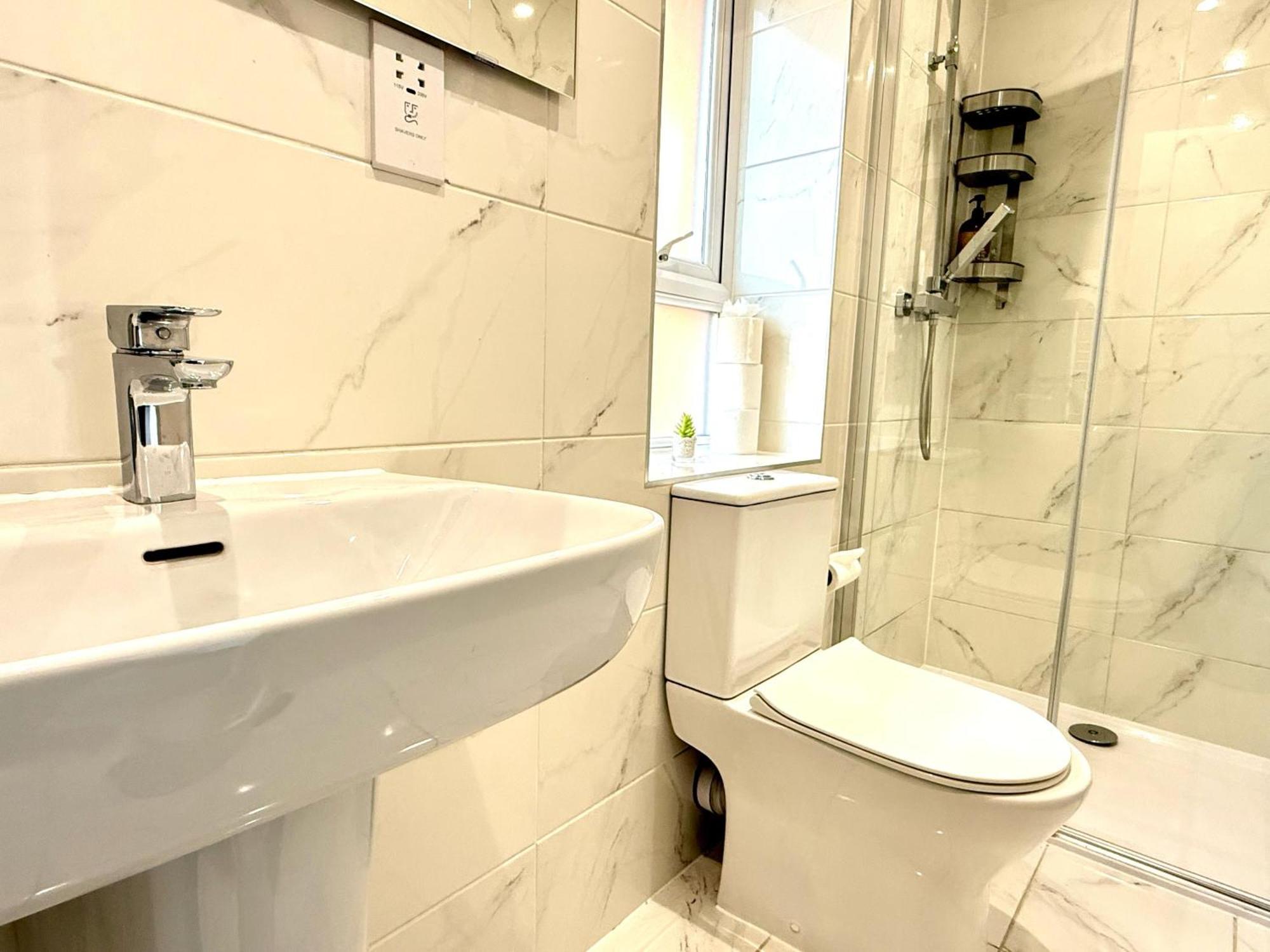 Panorama House, Luxury 2-Bedroom Apartment 2 คิดลิงตัน ภายนอก รูปภาพ